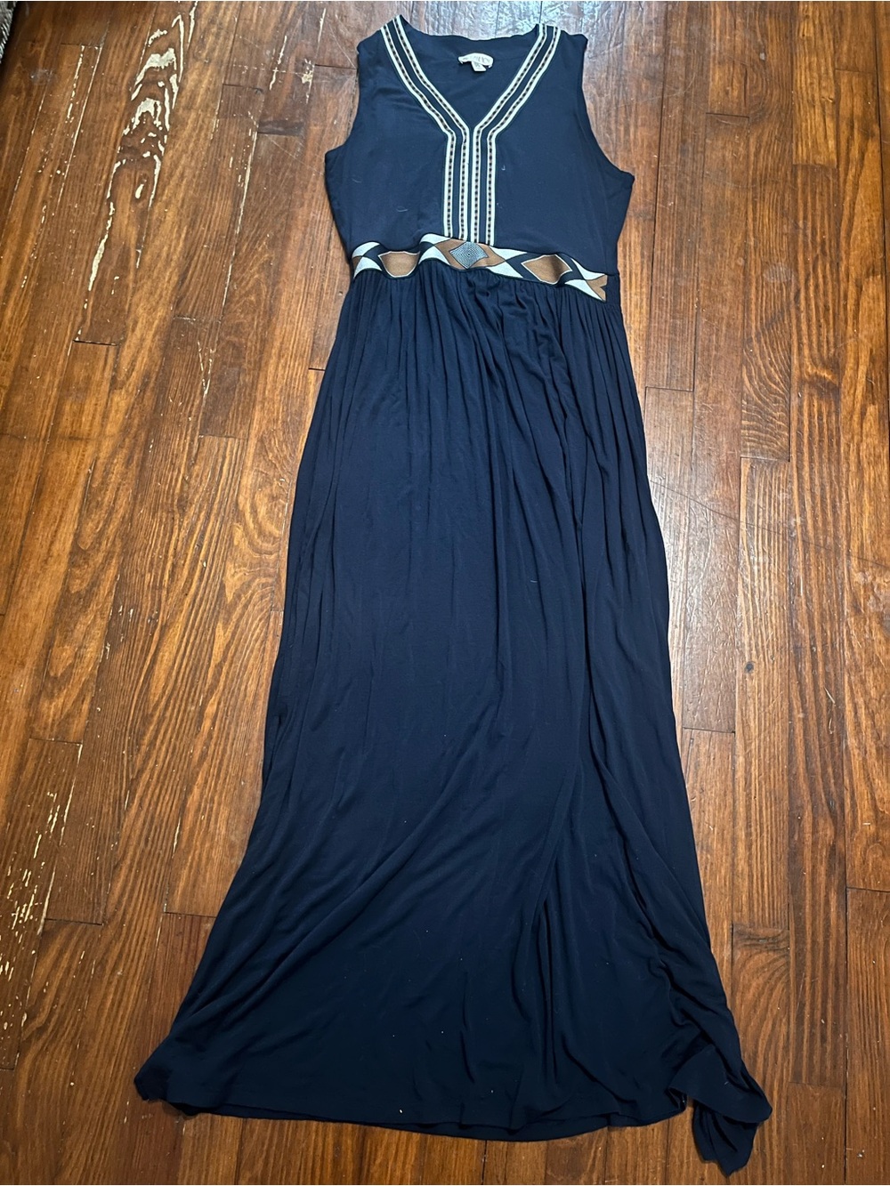 Eliane Rose Sleeveless Navy Embroidered V-Neck Maxi Dress